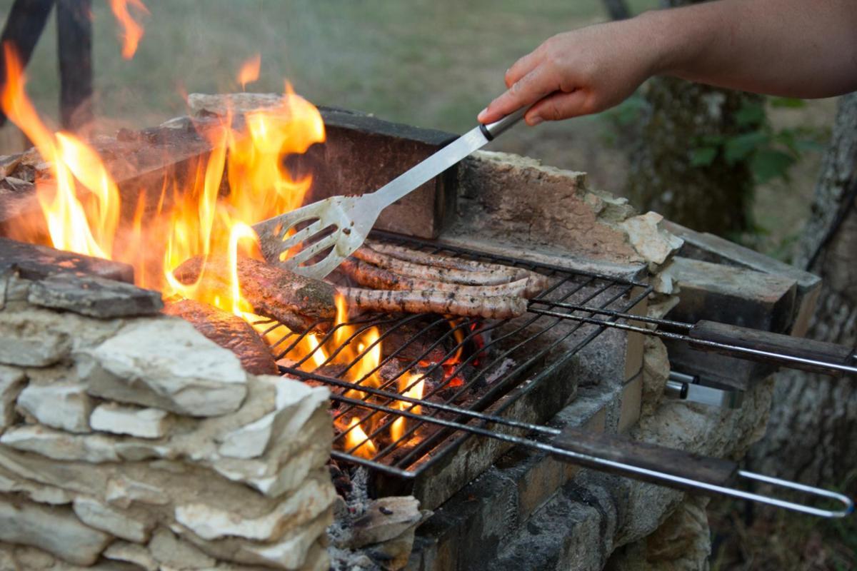 מלון Le Bastit Le Bois De Faral מראה חיצוני תמונה